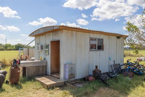 8450 Highway 16 De Leon TX 76444