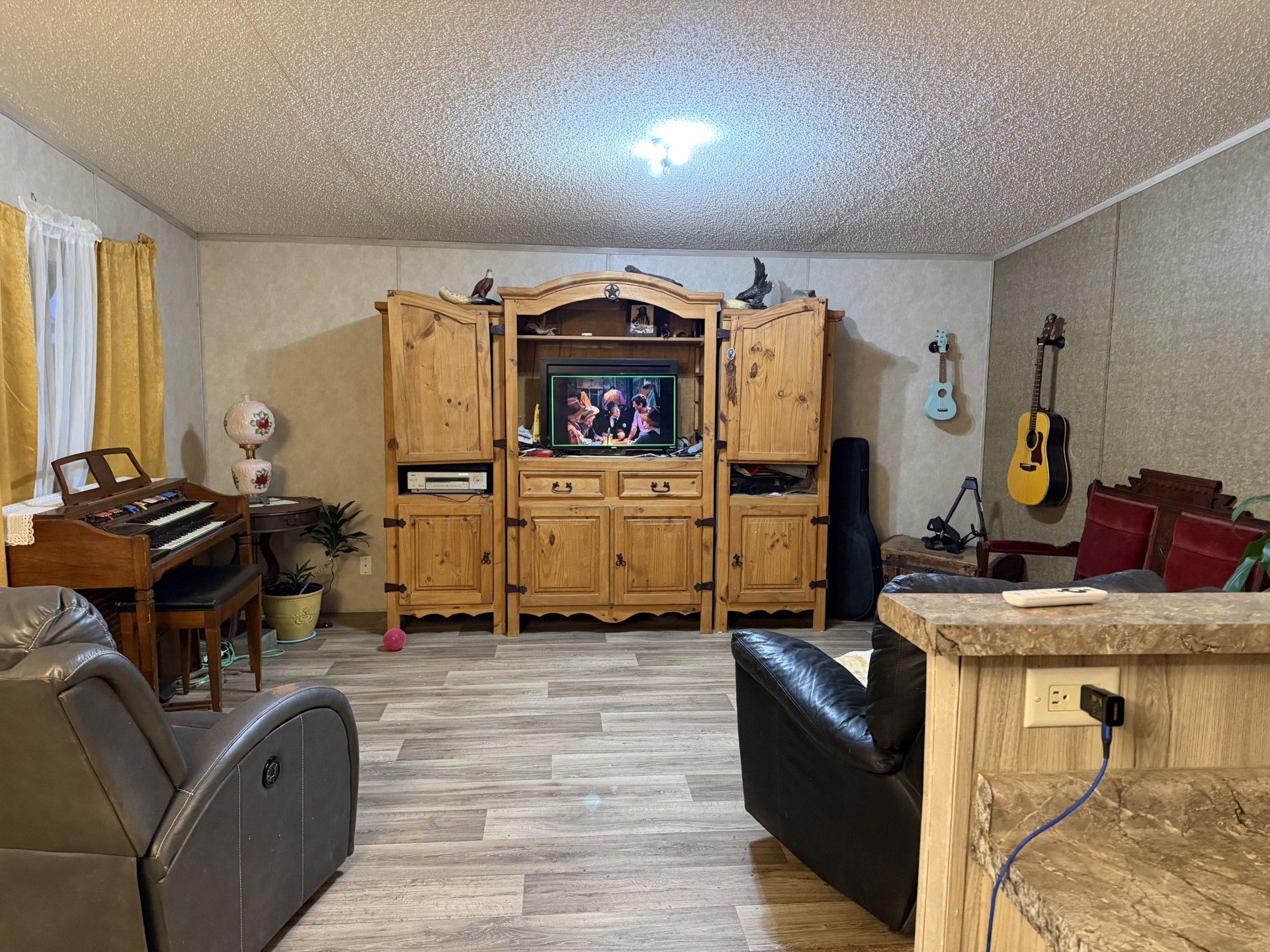 208 Farmhouse Springtown TX 76082
