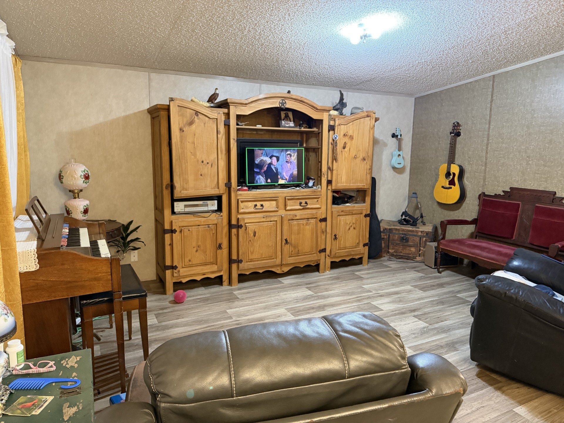 208 Farmhouse Springtown TX 76082