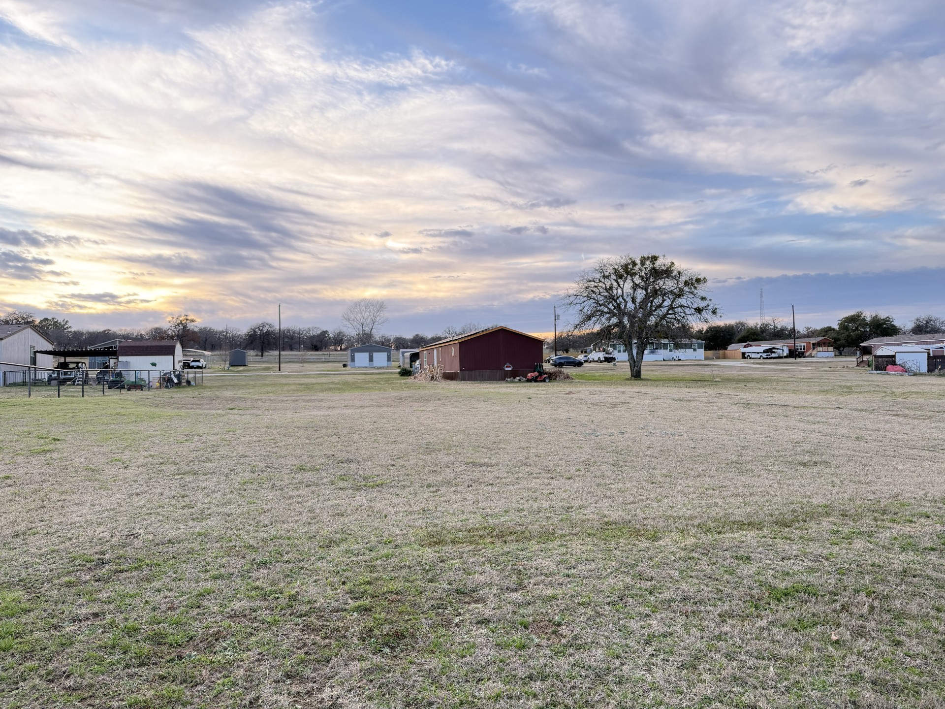 208 Farmhouse Springtown TX 76082