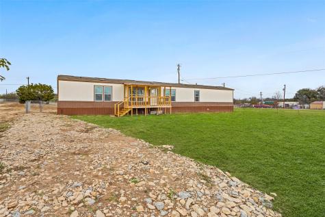 3210 Robinhood Drive Granbury TX 76048
