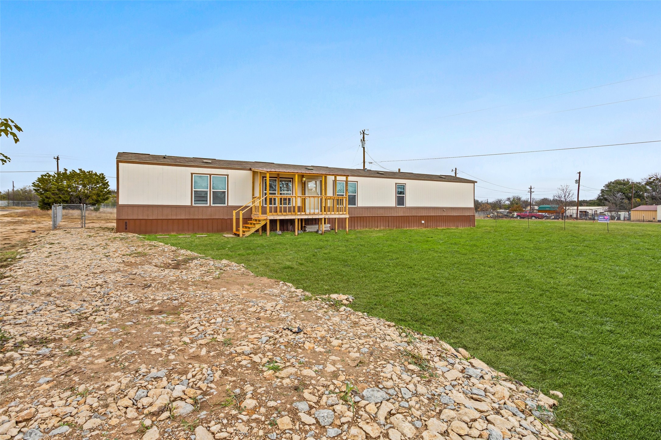 3210 Robinhood Drive Granbury TX 76048