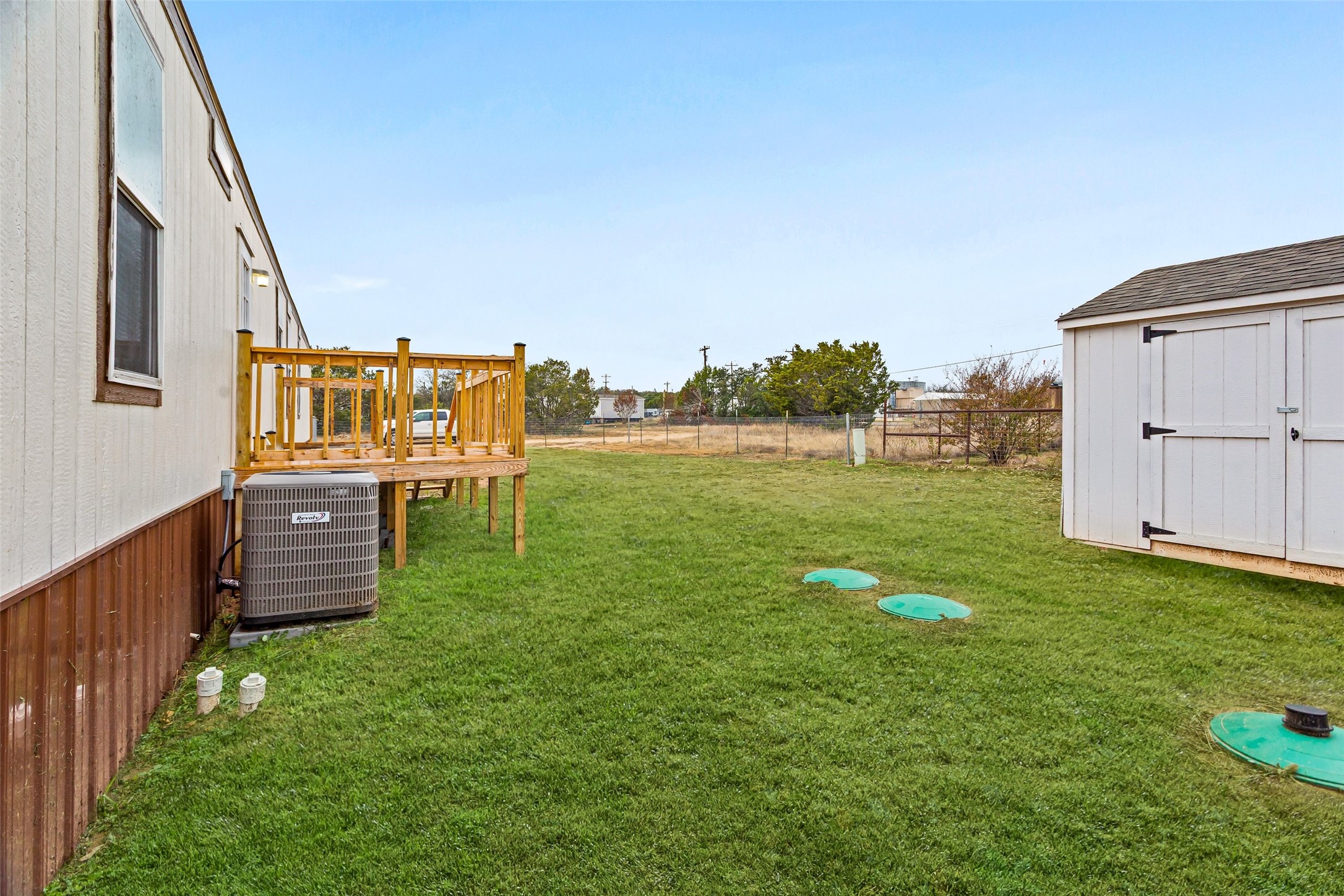 3210 Robinhood Drive Granbury TX 76048