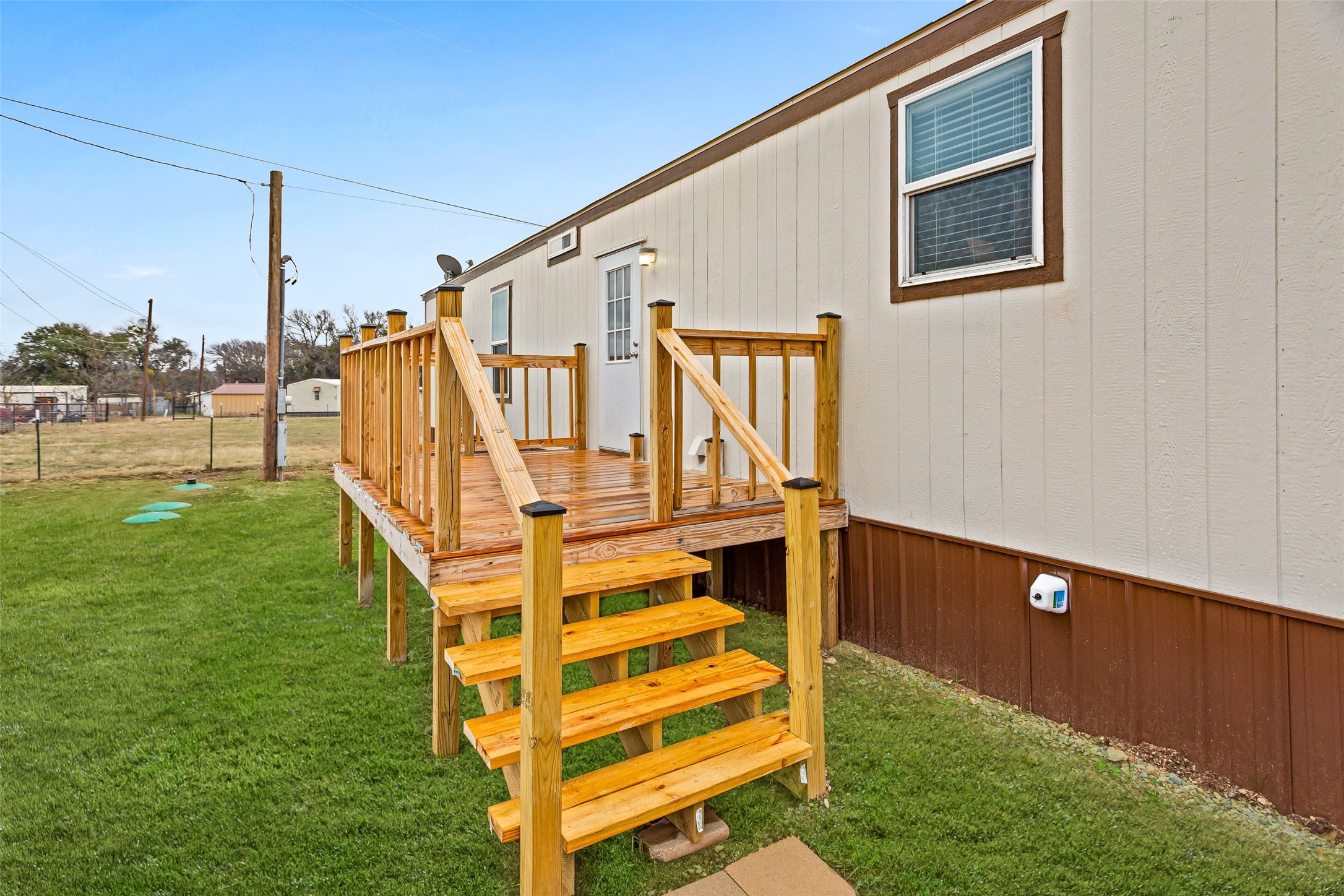 3210 Robinhood Drive Granbury TX 76048