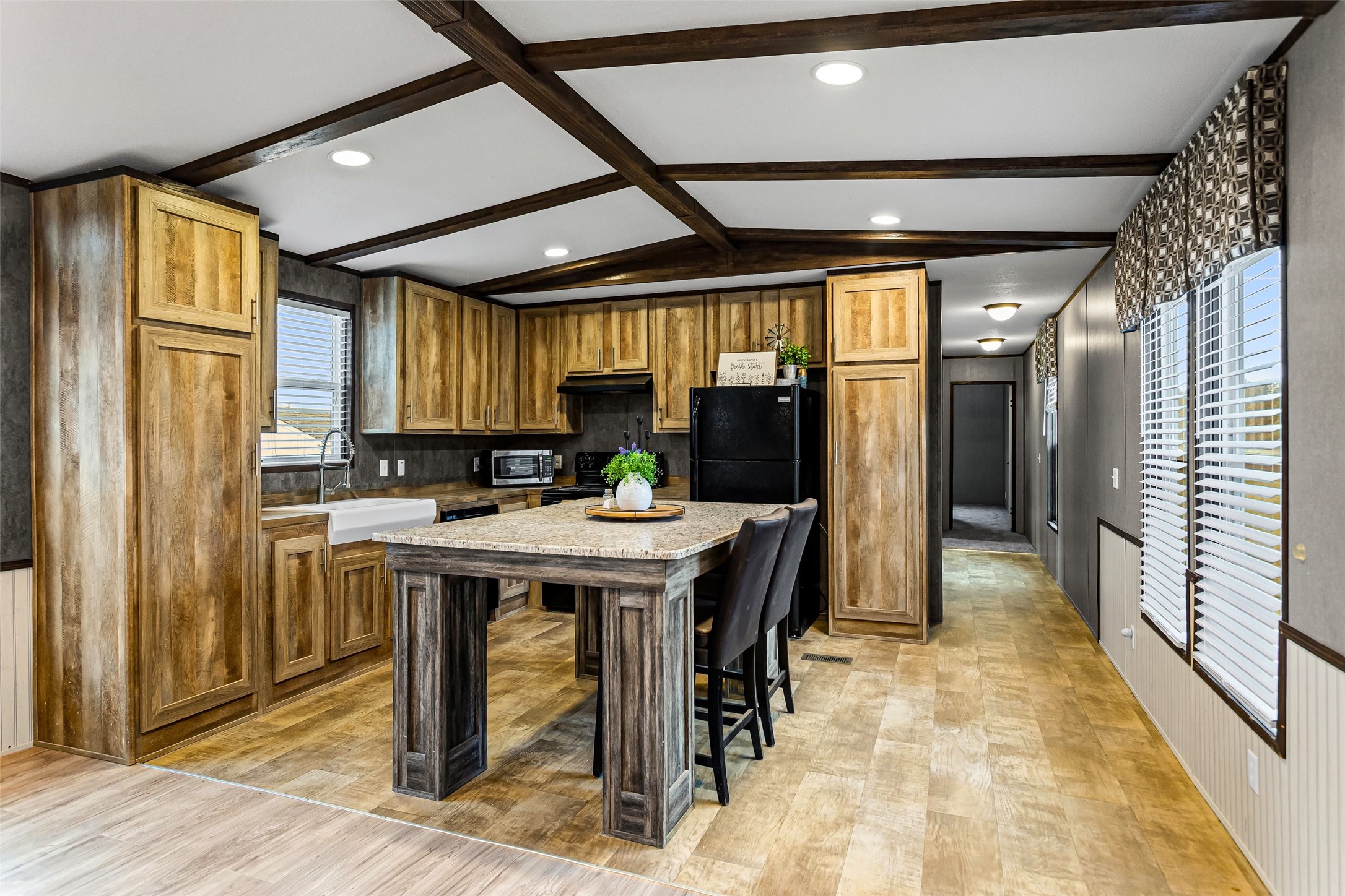 3210 Robinhood Drive Granbury TX 76048