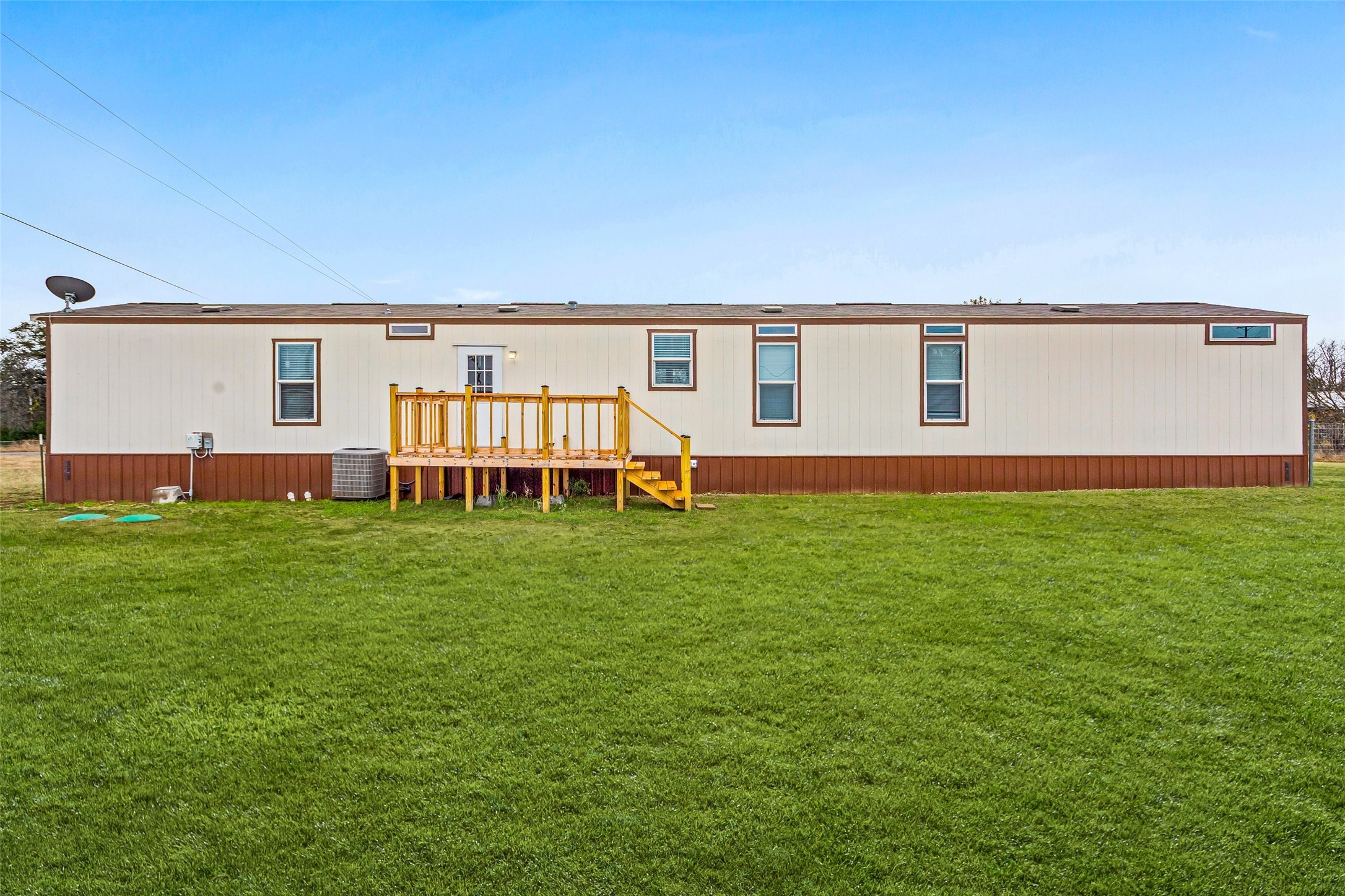 3210 Robinhood Drive Granbury TX 76048