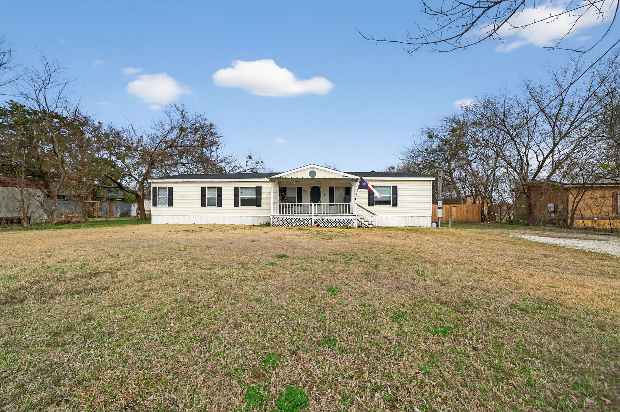 109 Wallace Street Lone Oak TX 75453