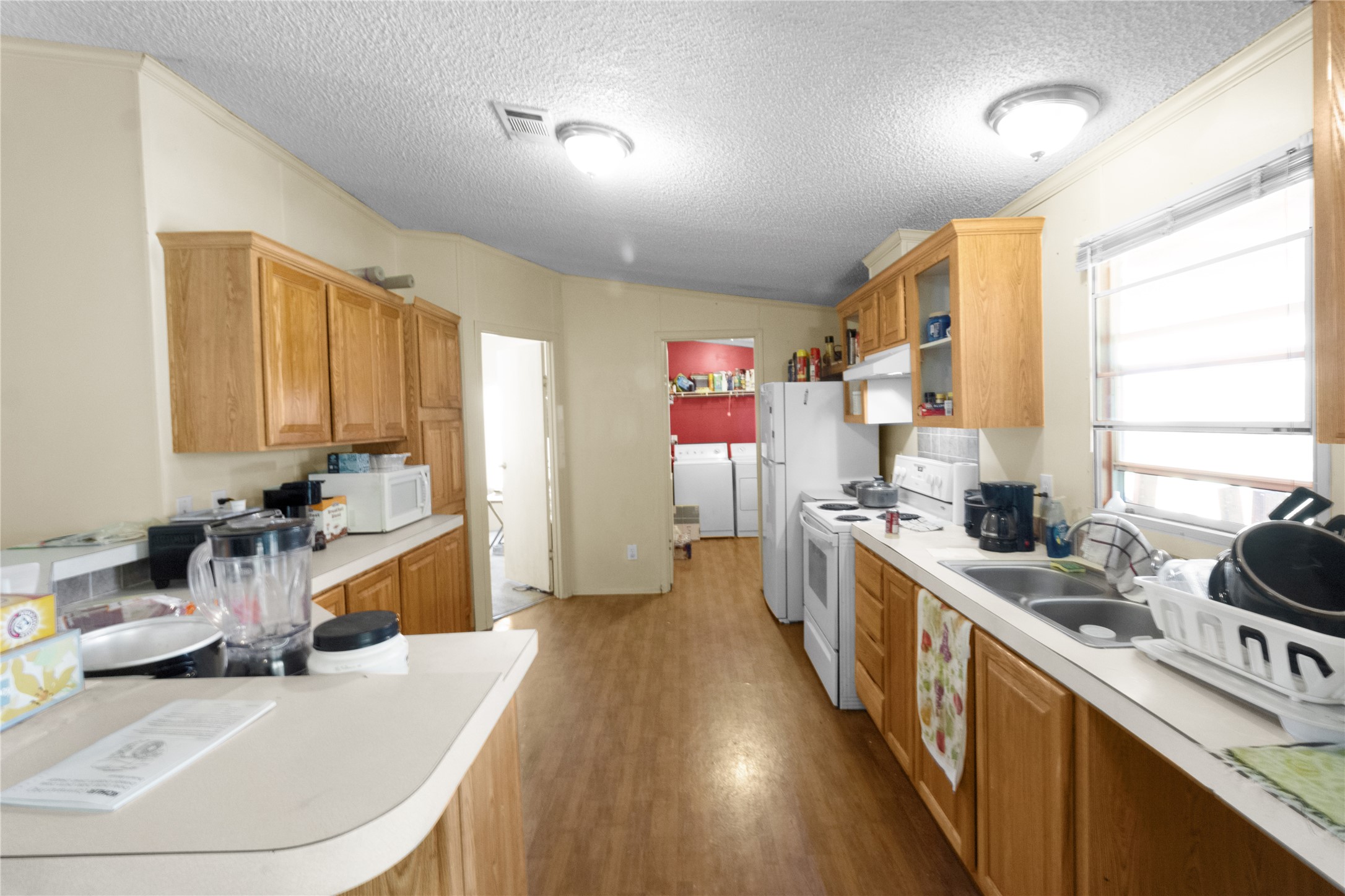 2001 Fm 1182 Ennis TX 75119