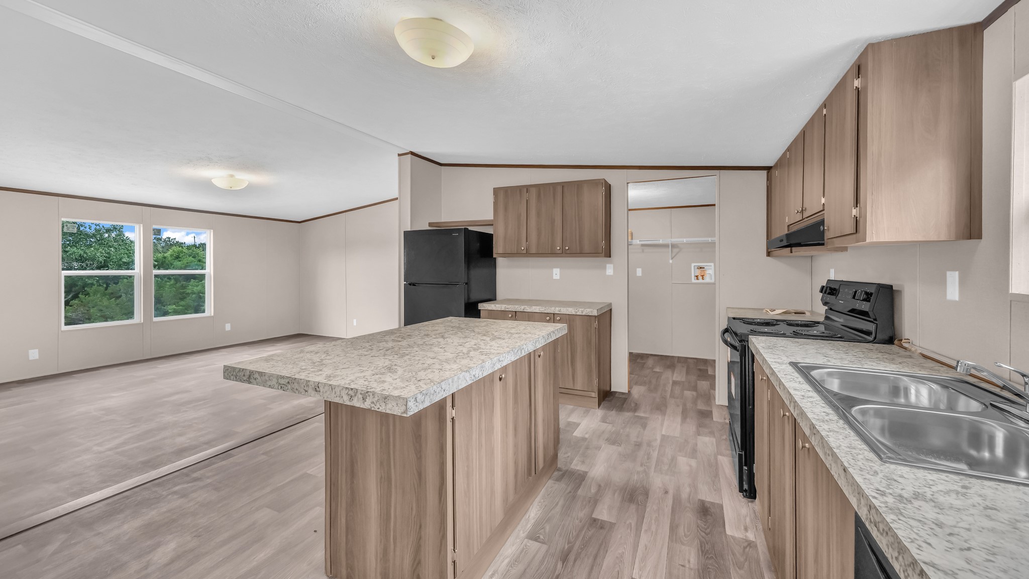 4800 Plum Bush Street Granbury TX 76048
