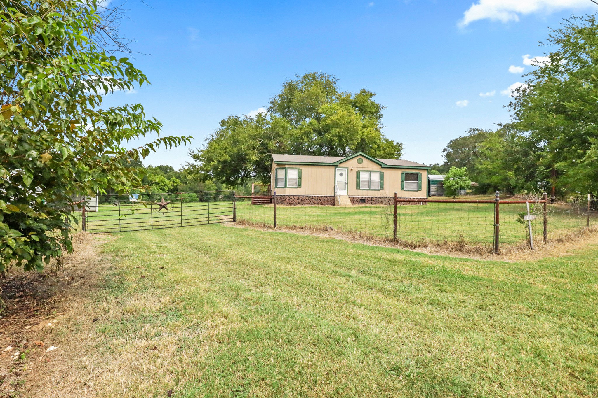 4990 Fm 17 Grand Saline TX 75140