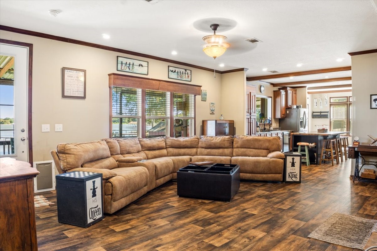 18390 Pine Drive Eustace TX 75124