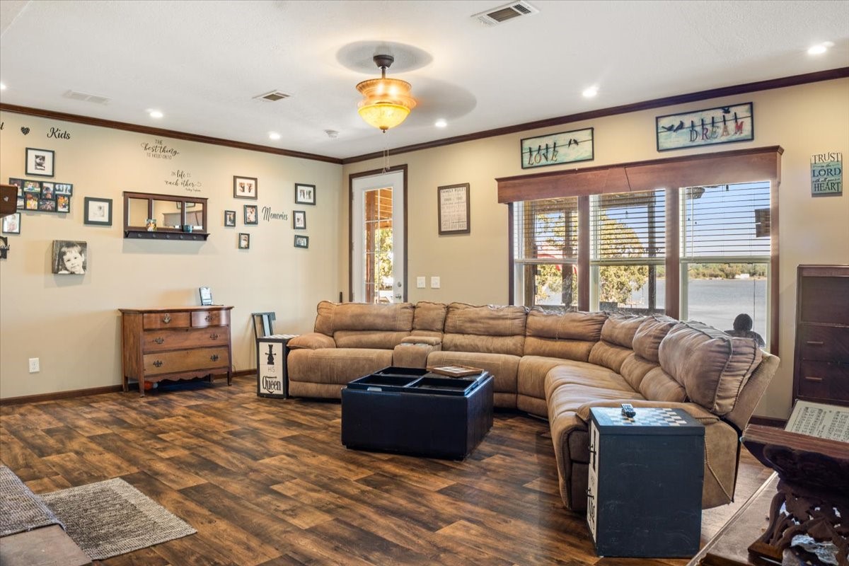 18390 Pine Drive Eustace TX 75124
