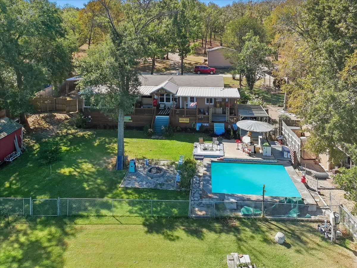 18390 Pine Drive Eustace TX 75124