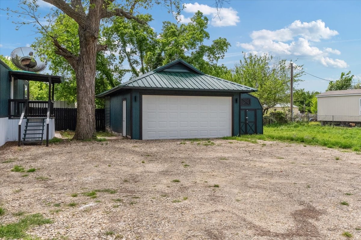 211 Kickapoo Trail Weatherford TX 76087