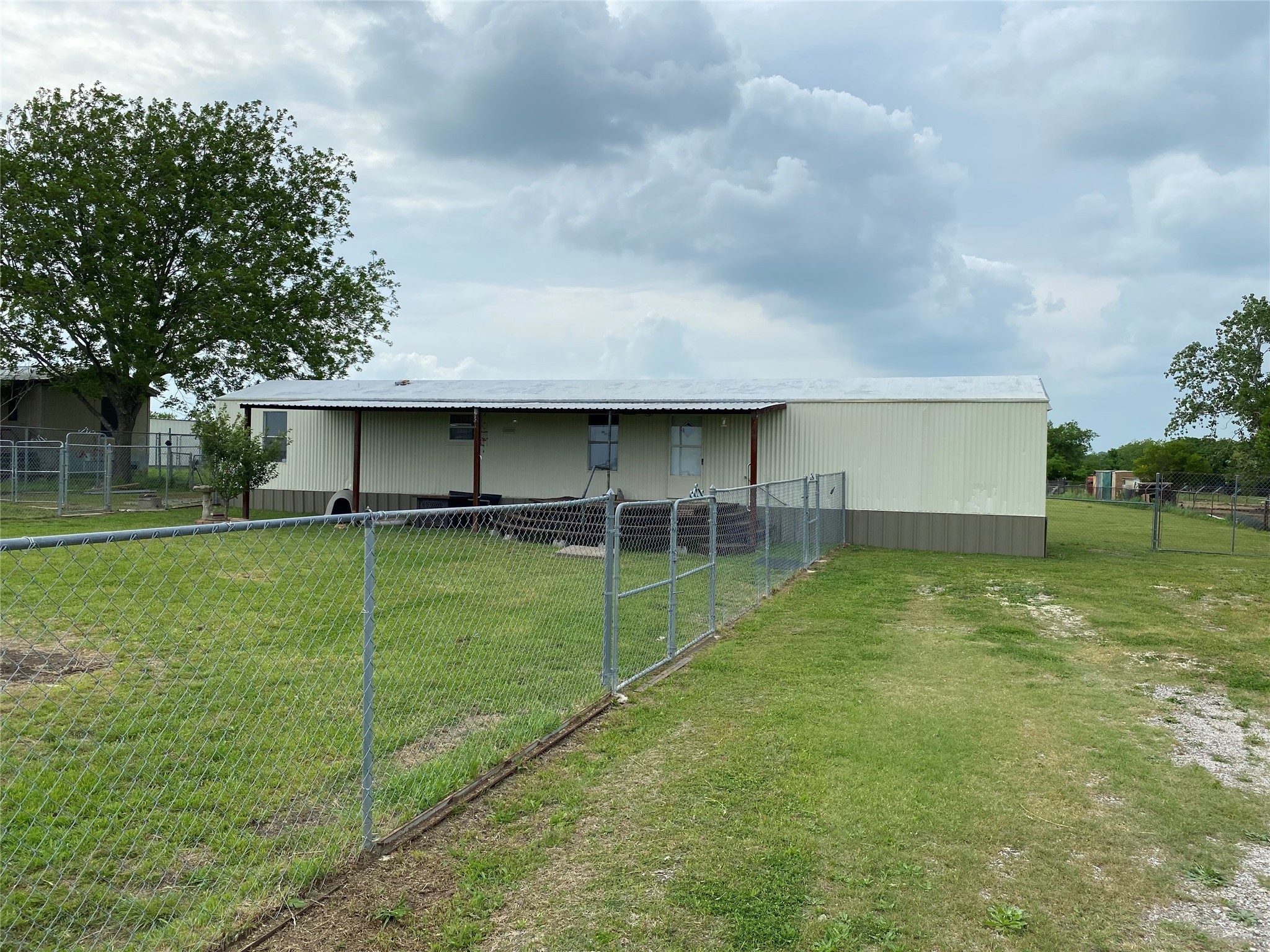 9521 Thompson Road Alvarado TX 76009