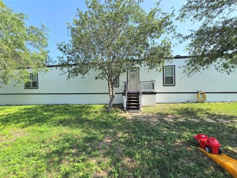 817 N Park Avenue Karnes City TX 78118