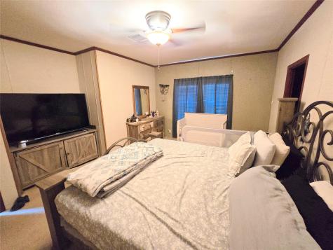 817 N Park Avenue Karnes City TX 78118
