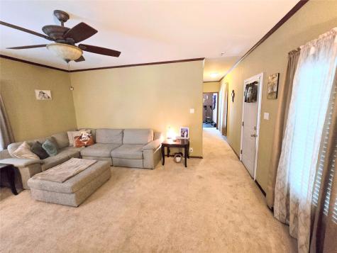 817 N Park Avenue Karnes City TX 78118