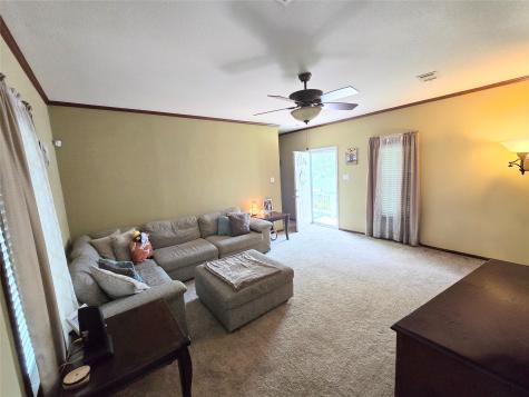 817 N Park Avenue Karnes City TX 78118