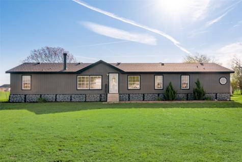 8465 Longhorn Drive Justin TX 76247