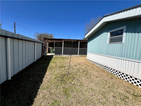 303 S Fairpark Street Riesel TX 76682