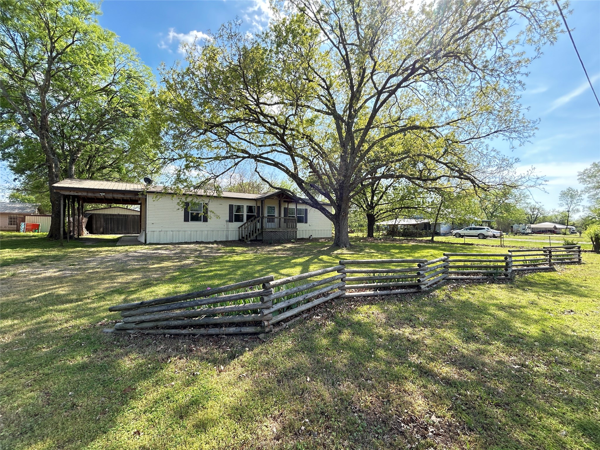 1100 County Road 3531 Saltillo TX 75478