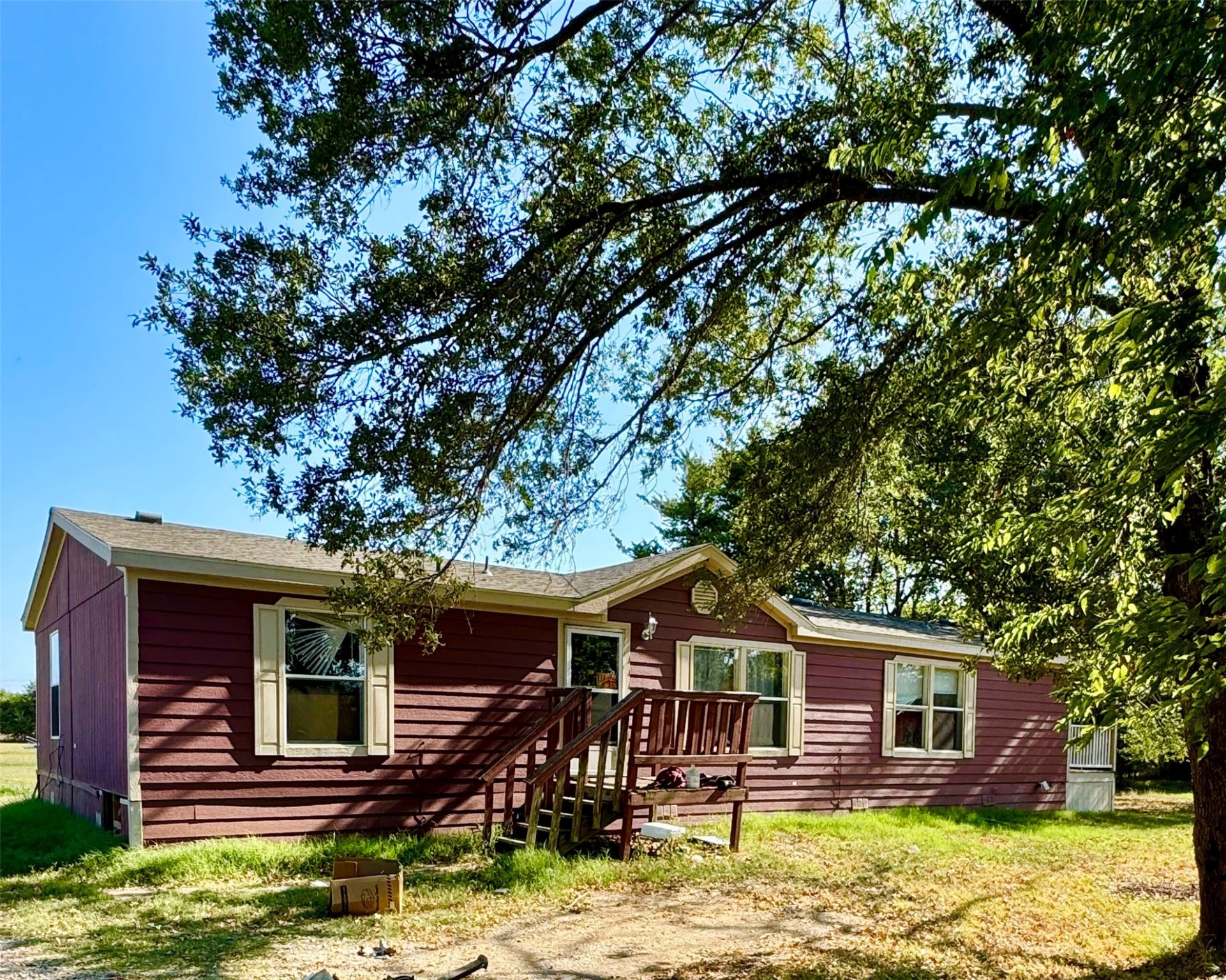 246 County Road 3502 Greenville TX 75402