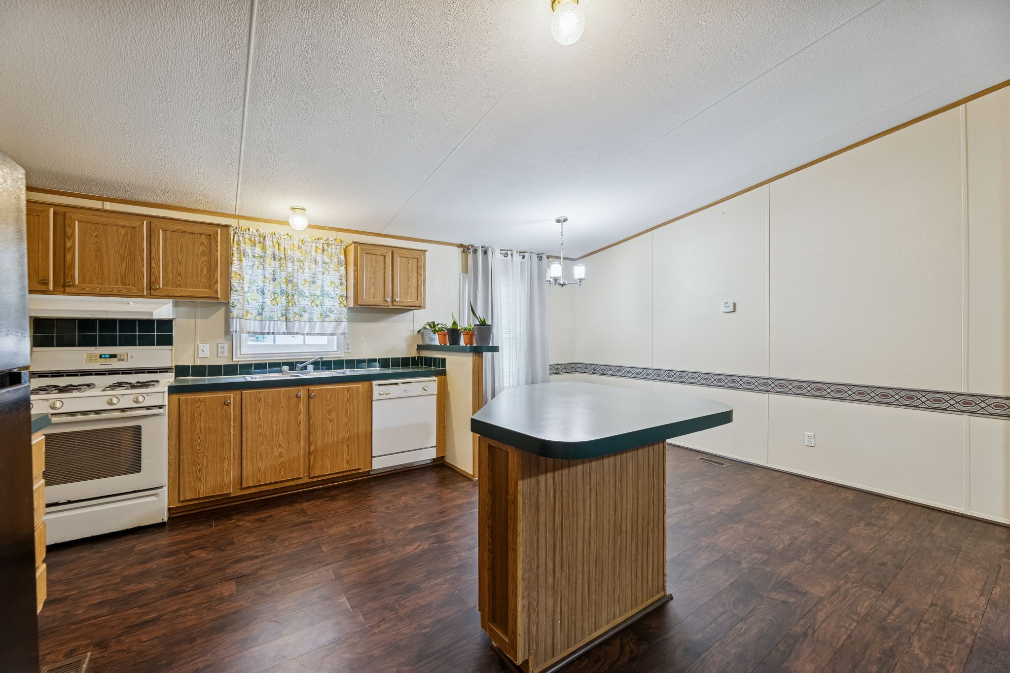 153 Buckboard Trail Weatherford TX 76087