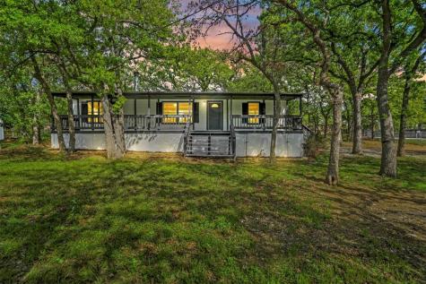 3713 Woodview Drive Joshua TX 76058