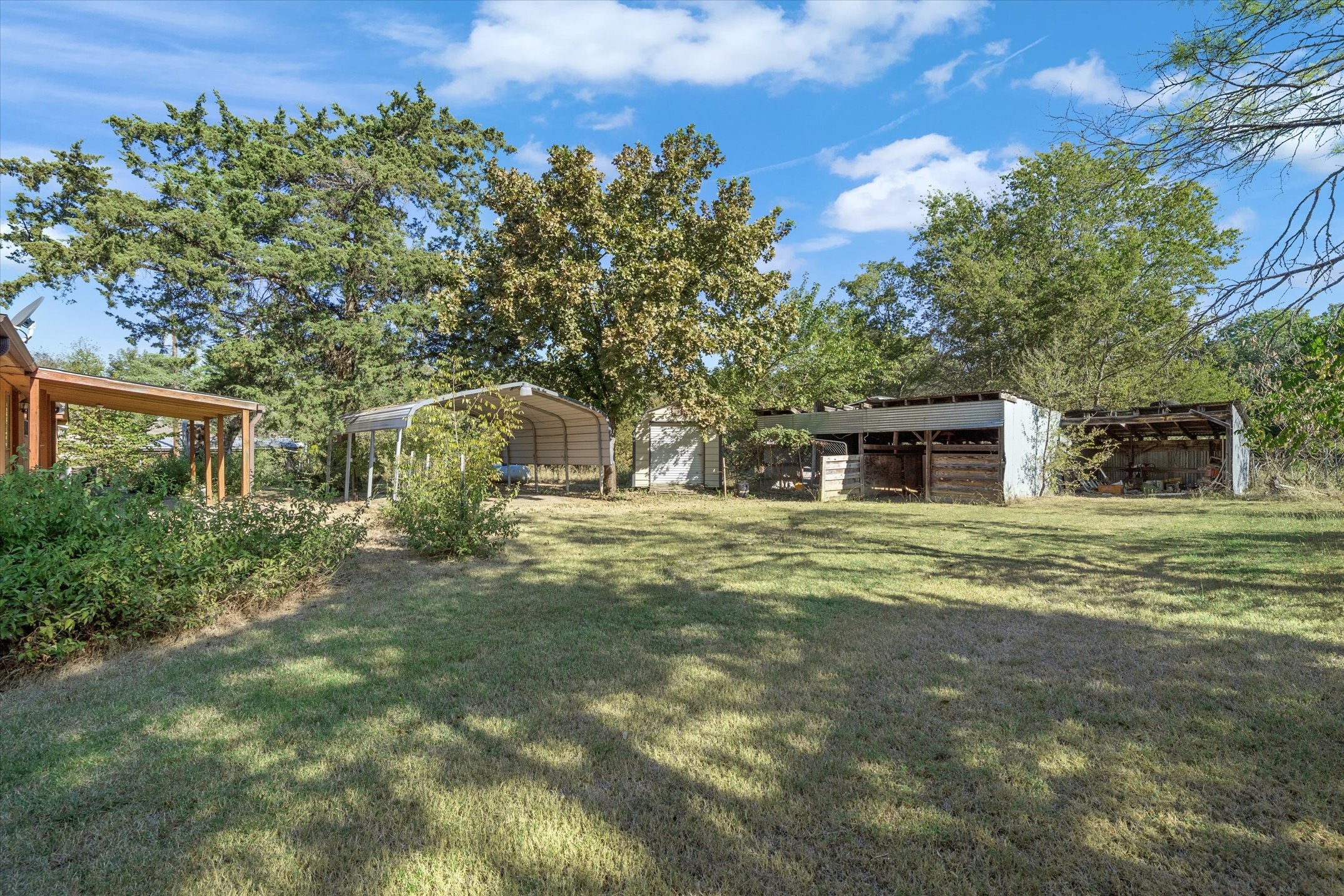 230 Vz County Road 3532 Wills Point TX 75169