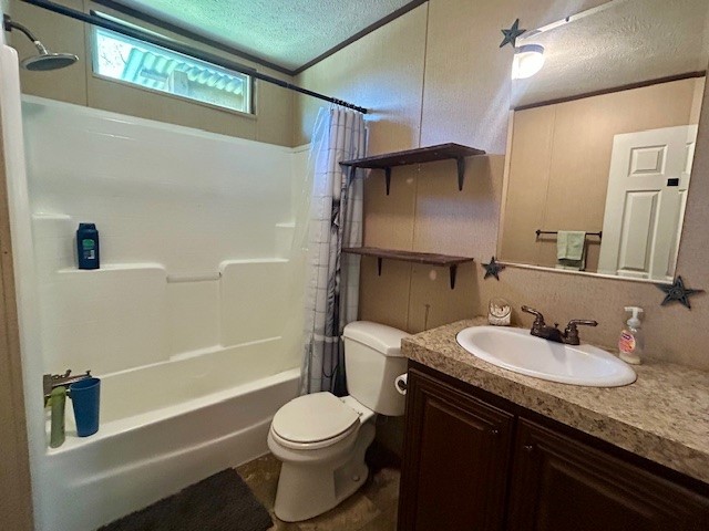 817 S 7th Avenue Teague TX 75860