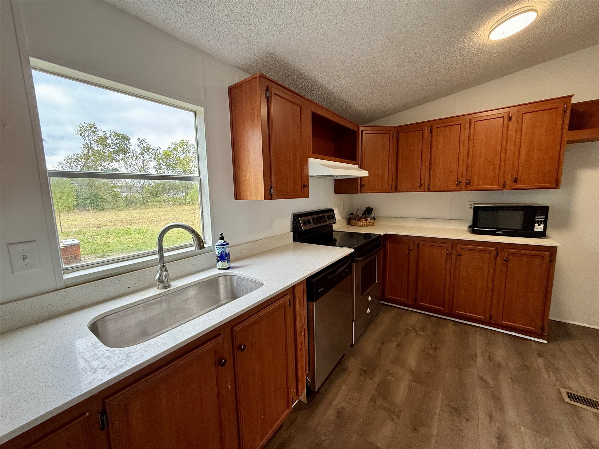 9123 Rodeo Drive Terrell TX 75160
