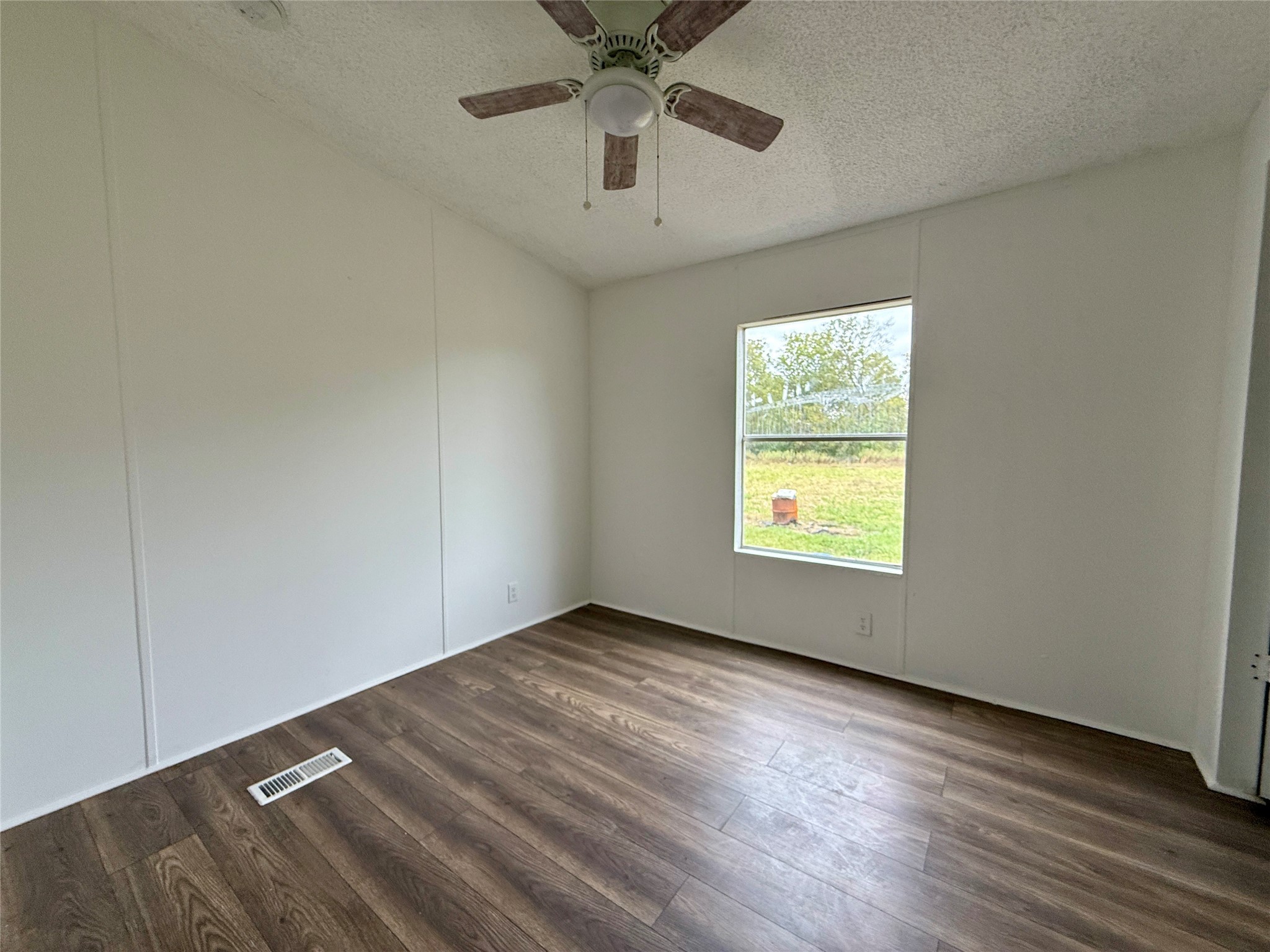 9123 Rodeo Drive Terrell TX 75160