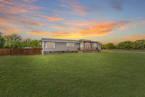 2705 County Road 911 Joshua TX 76058