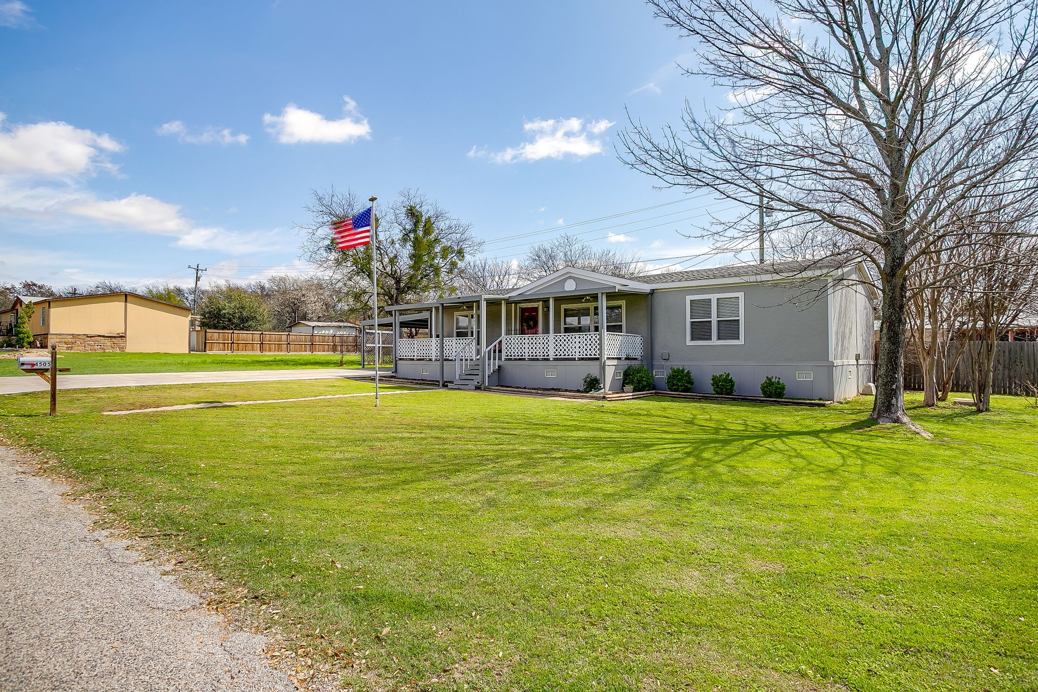 4505 Williams Drive Granbury TX 76049