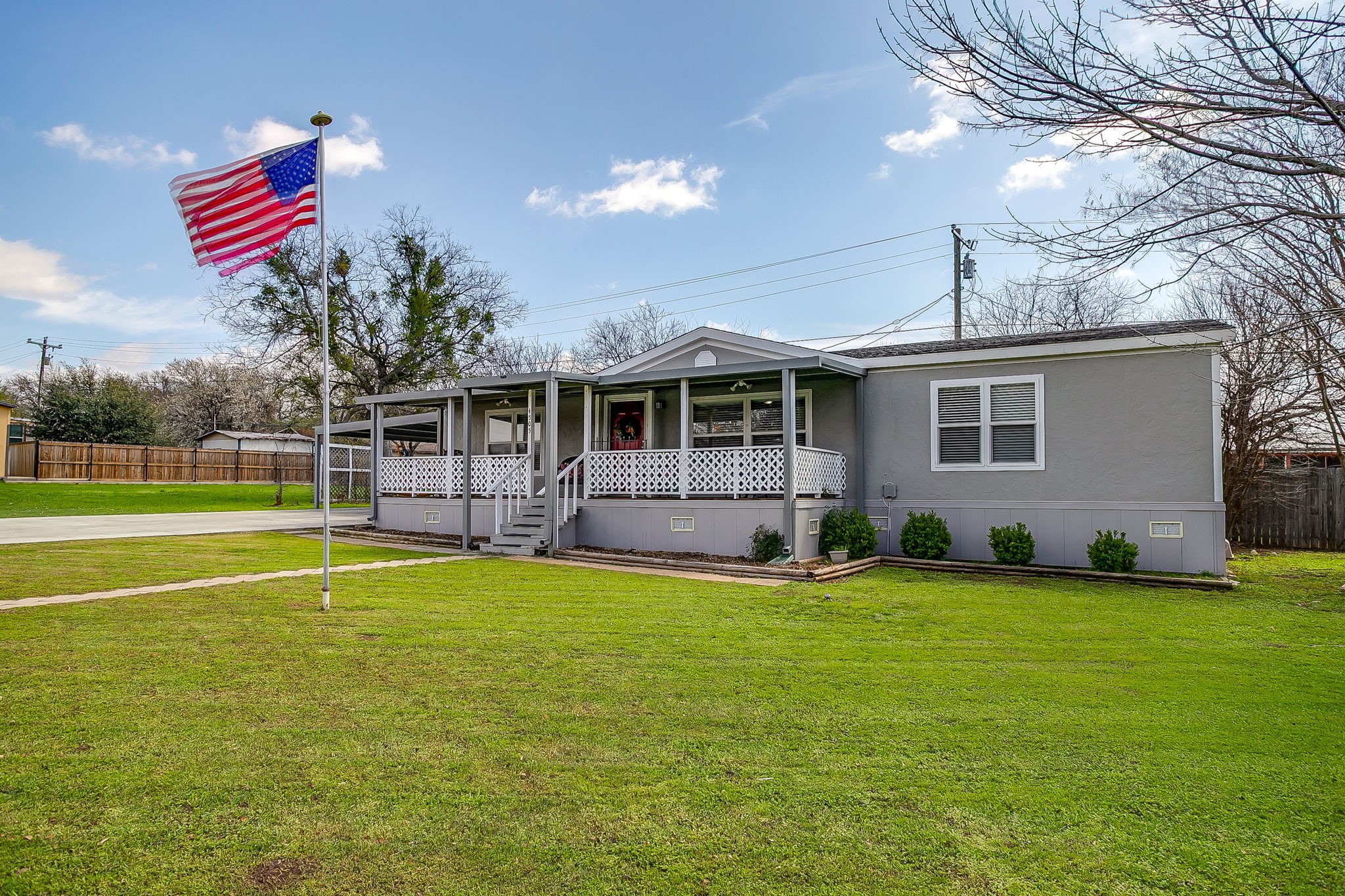 4505 Williams Drive Granbury TX 76049