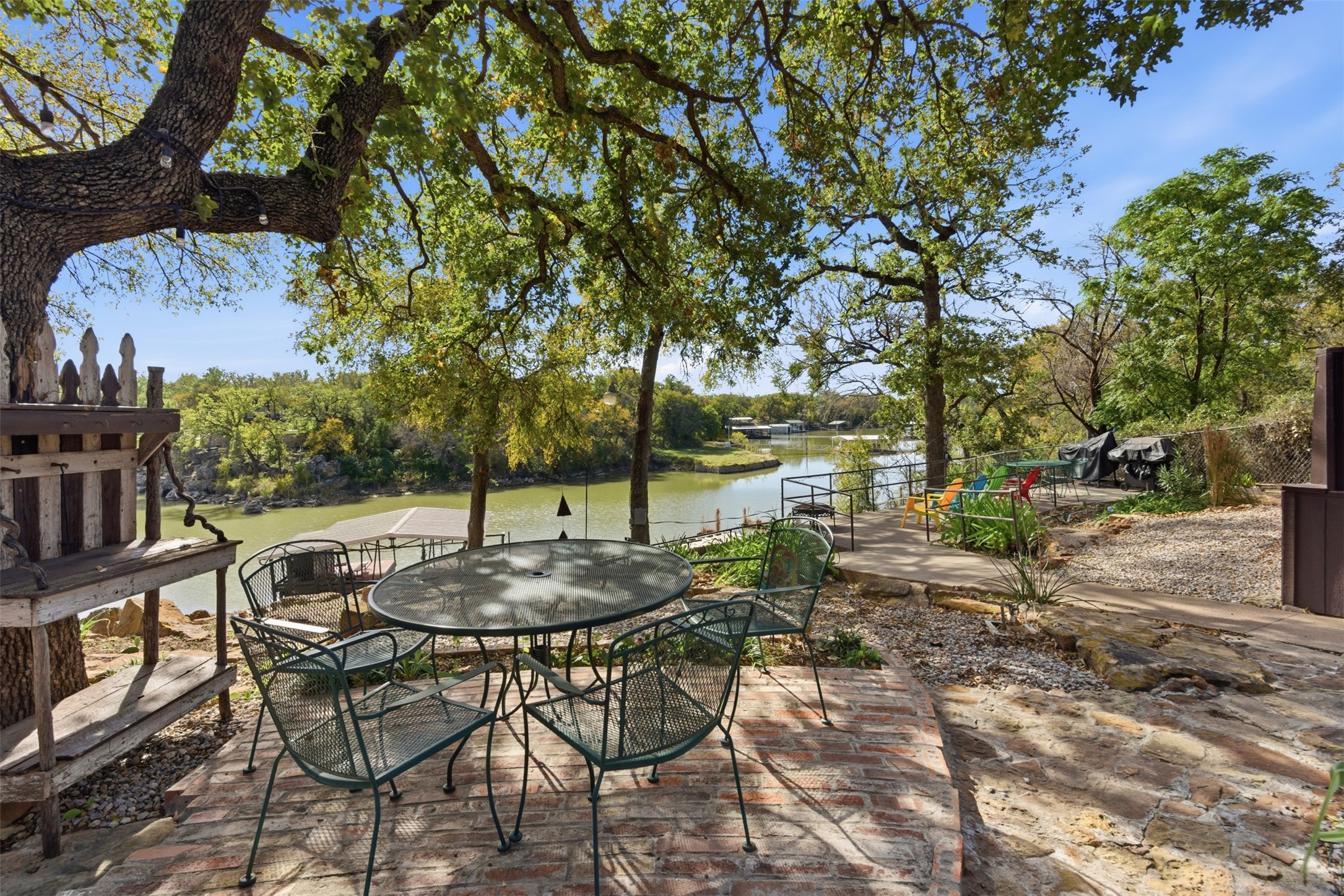 302 Kennon Circle Palo Pinto TX 76484
