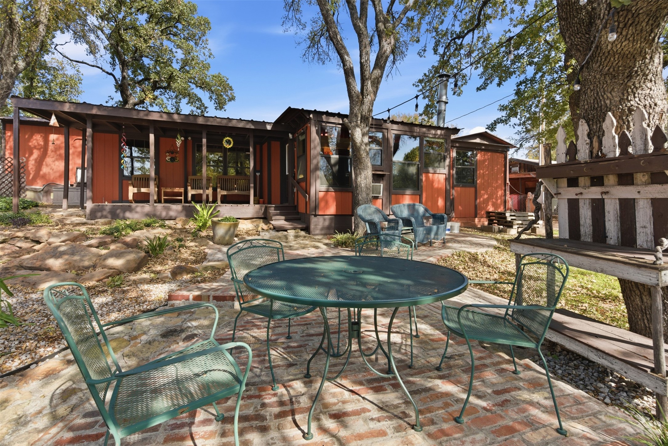 302 Kennon Circle Palo Pinto TX 76484