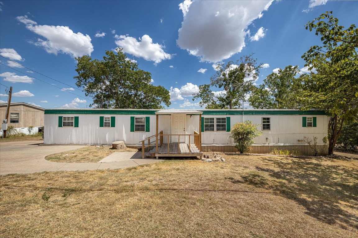 1105 Brazos Drive Granbury TX 76048
