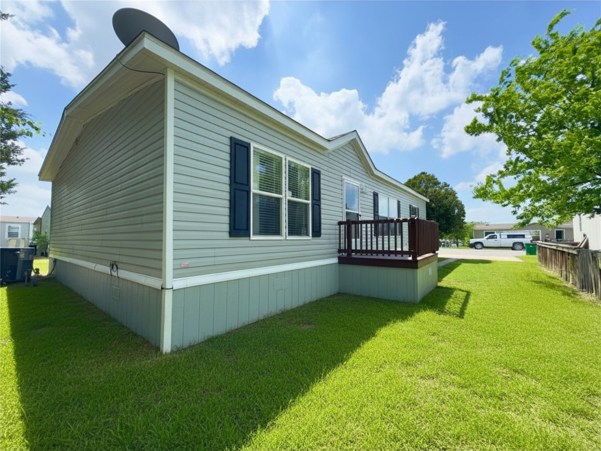 118 Bluffview Drive Knollwood TX 75092