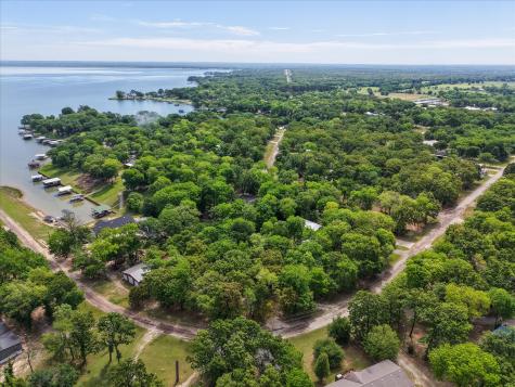 178 Kingswood Drive Streetman TX 75859
