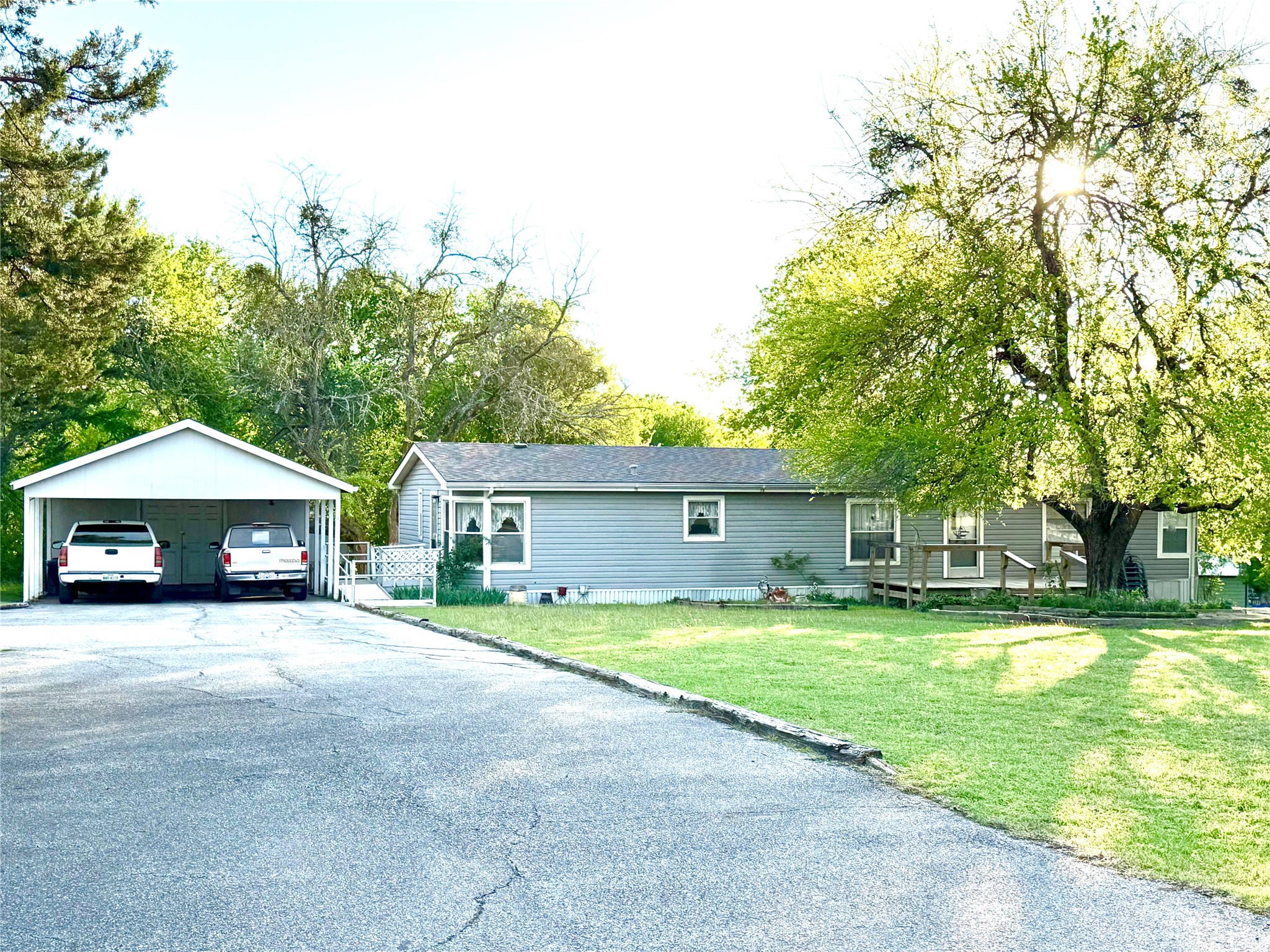 664 Quail Creek Circle Pottsboro TX 75076