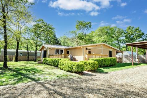 130 Blackfoot Drive Mabank TX 75156