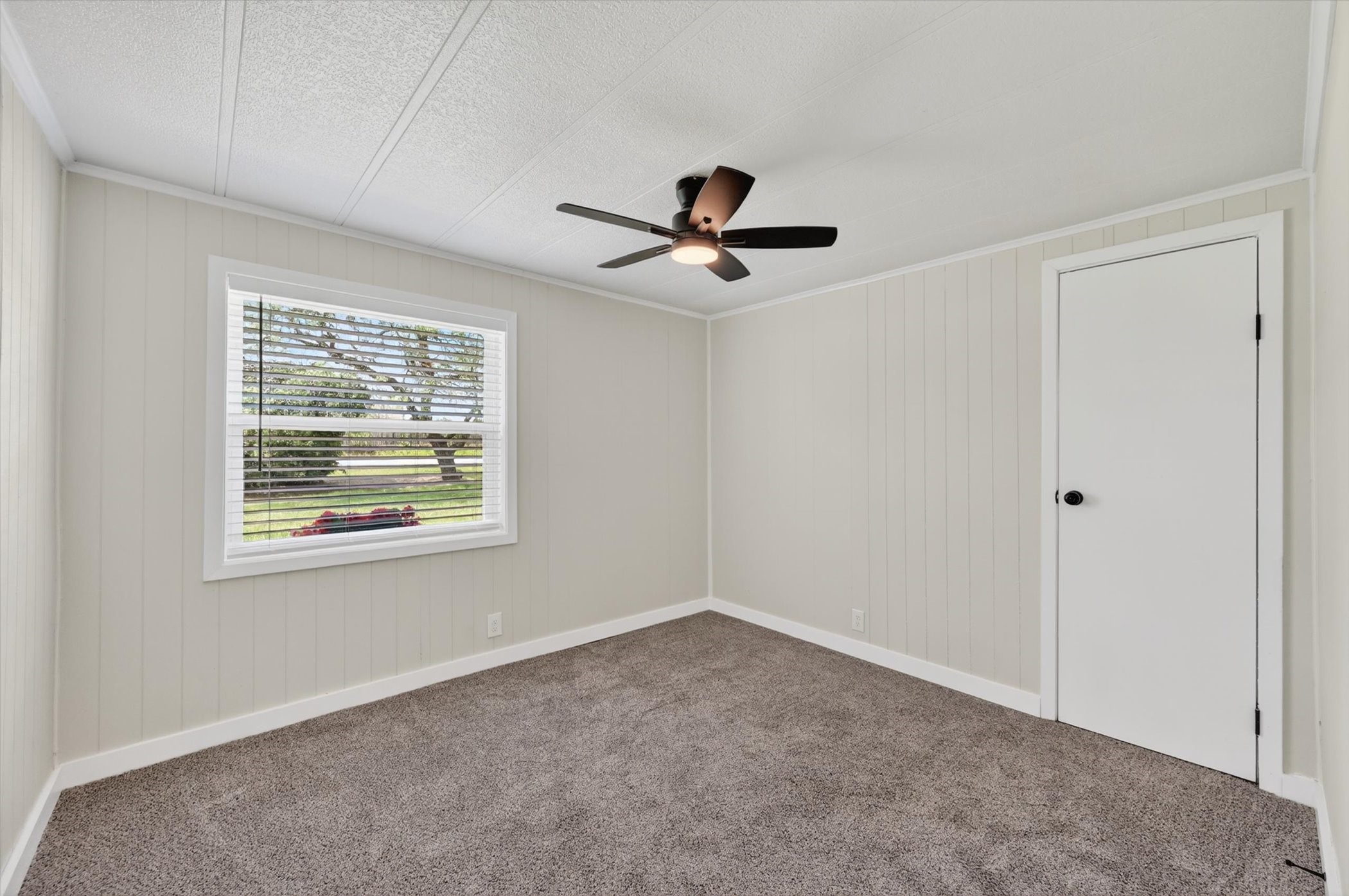 704 Spring Miller Court Arlington TX 76002