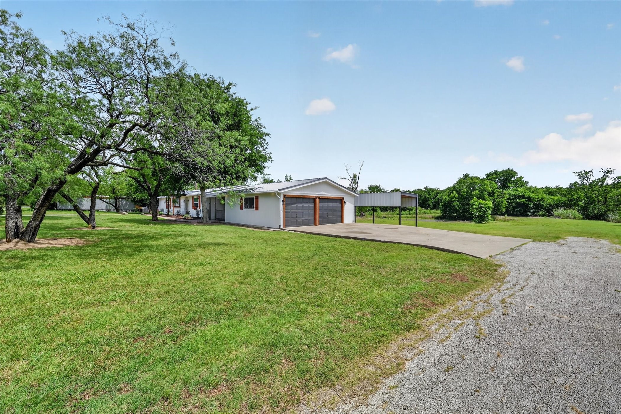 704 Spring Miller Court Arlington TX 76002