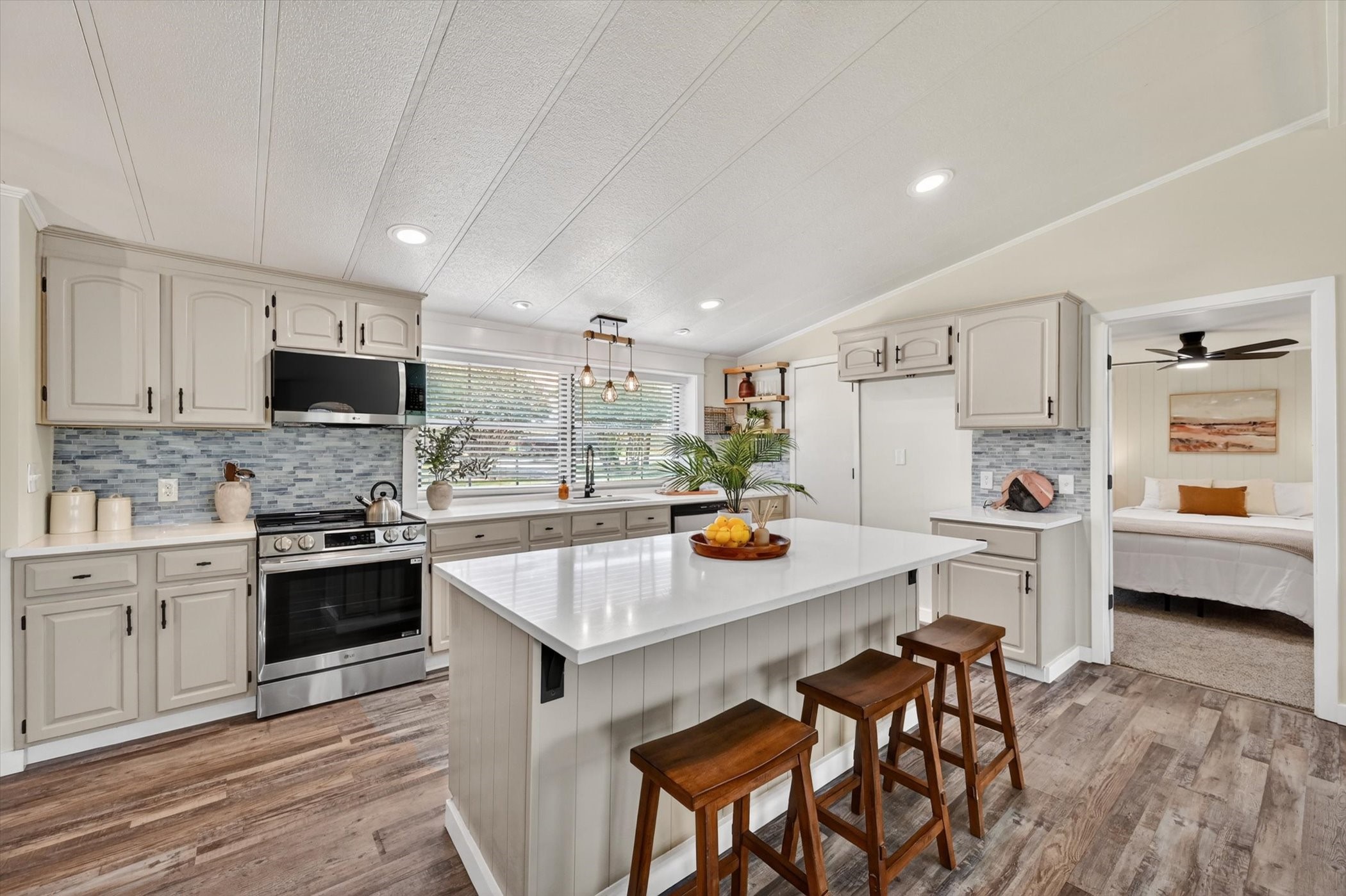 704 Spring Miller Court Arlington TX 76002