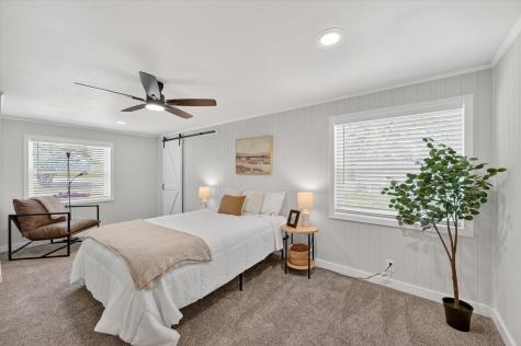 704 Spring Miller Court Arlington TX 76002