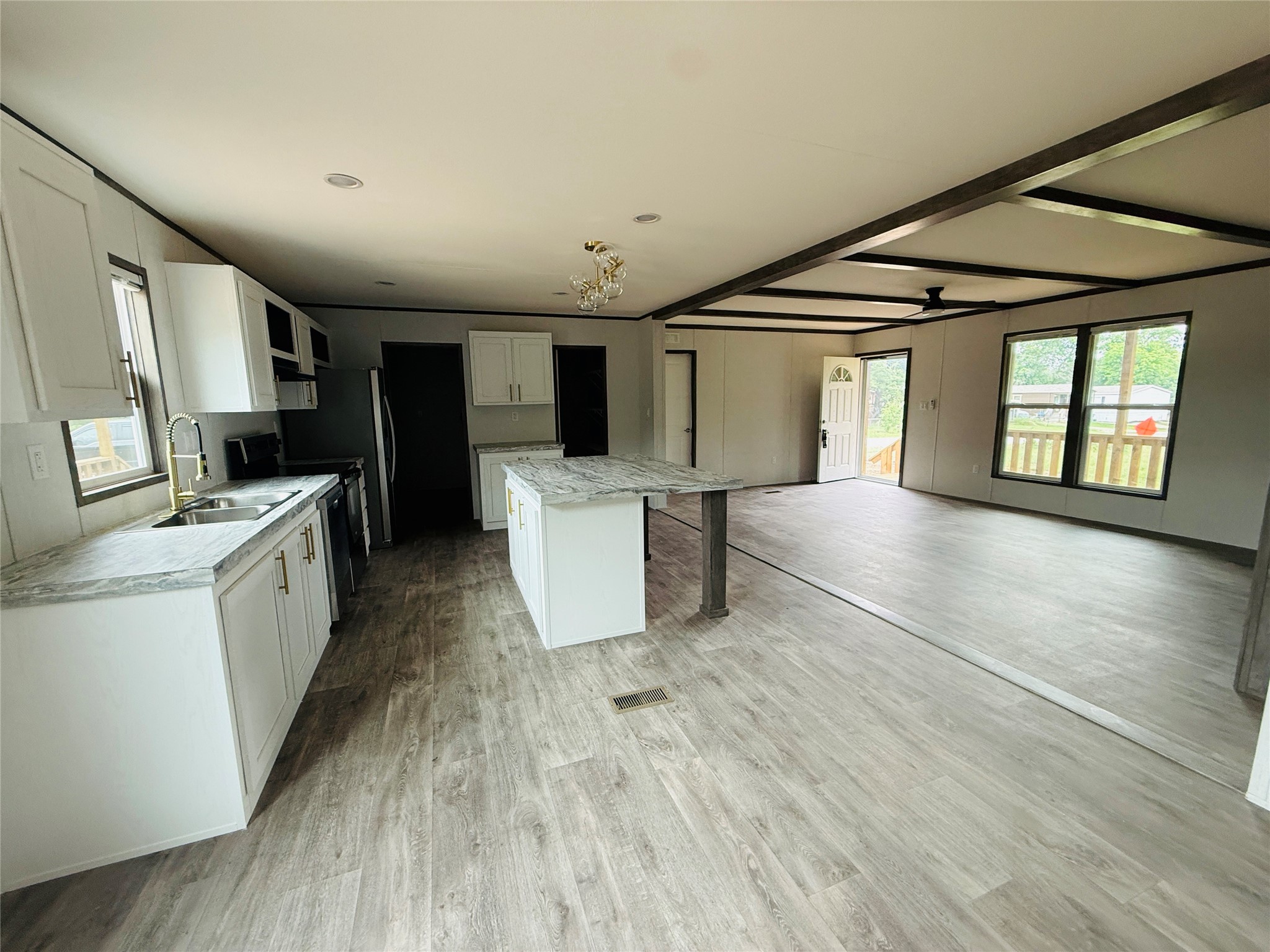 5900 Arrowhead Drive Granbury TX 76048