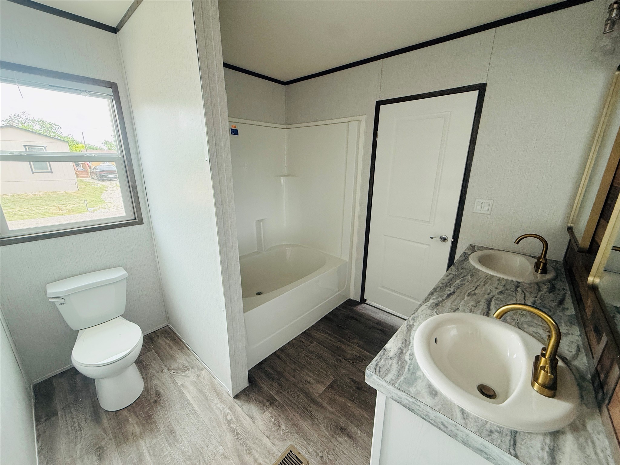 5900 Arrowhead Drive Granbury TX 76048