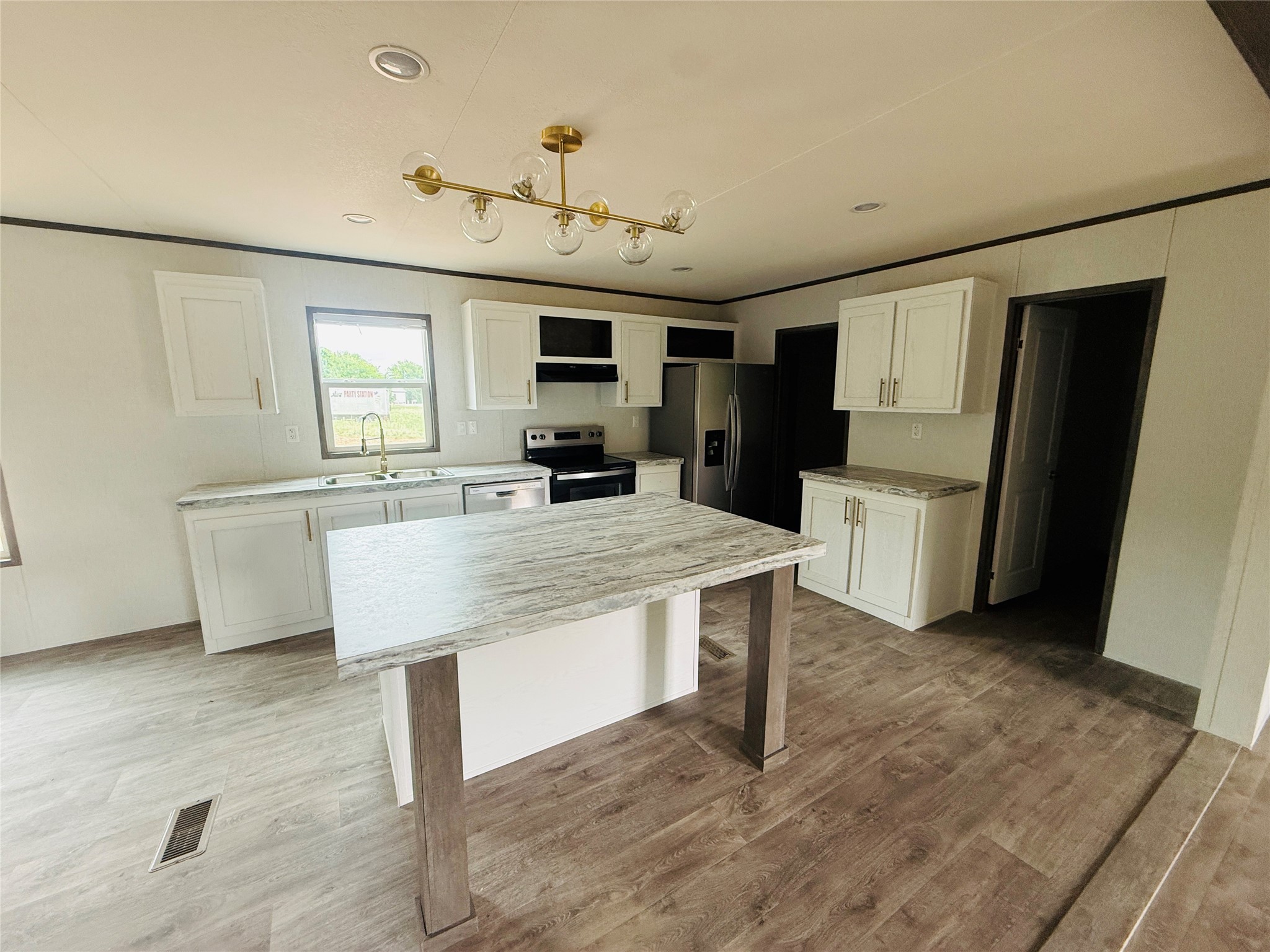 5900 Arrowhead Drive Granbury TX 76048